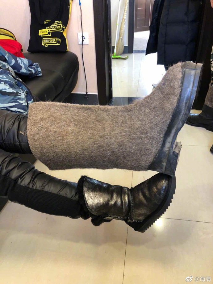 海清新电影俄罗斯开拍 晒巨型雪地靴引网友热议