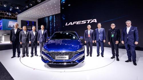 LAFESTA全球首发北京现代携三大“新势力”领跑智